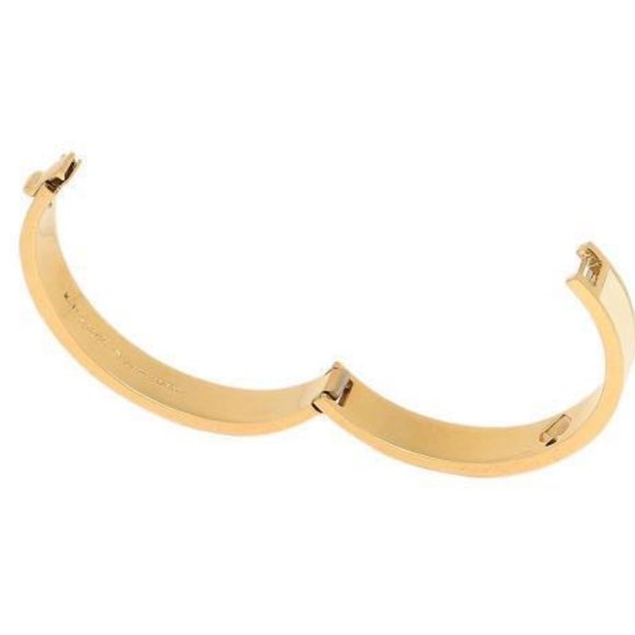 Kate Spade Hole Punch Spade Hinge Bangle Bracelet - Picture 2 of 14